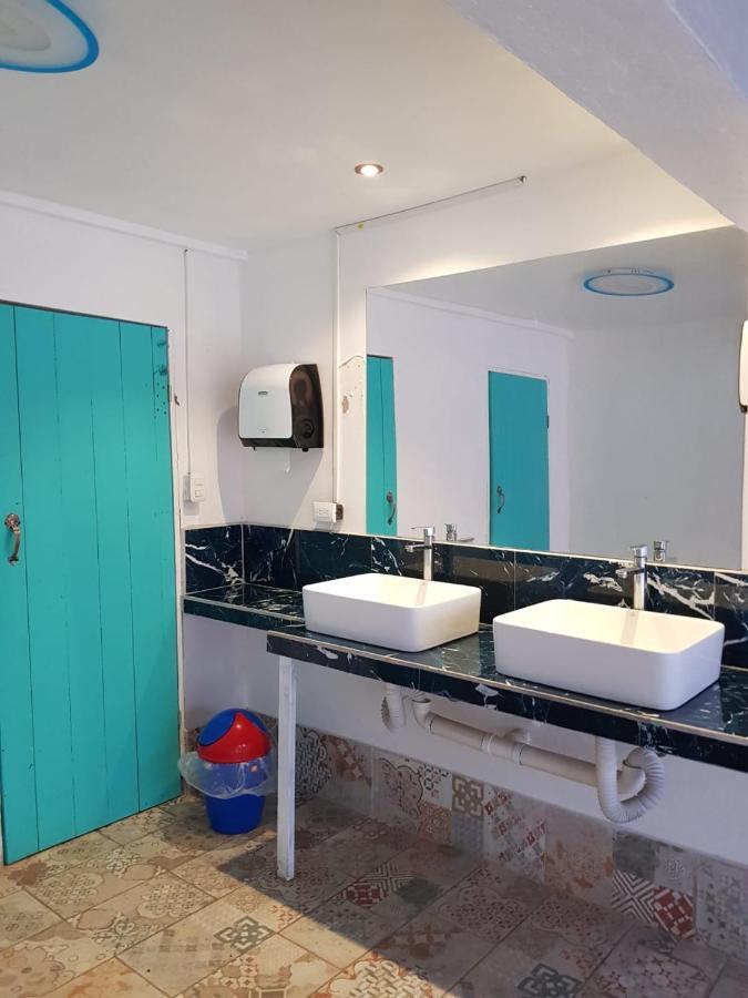 Puerto Viejo de Talamanca Hotel Puerto Viejo - Estd 1939 المظهر الخارجي الصورة