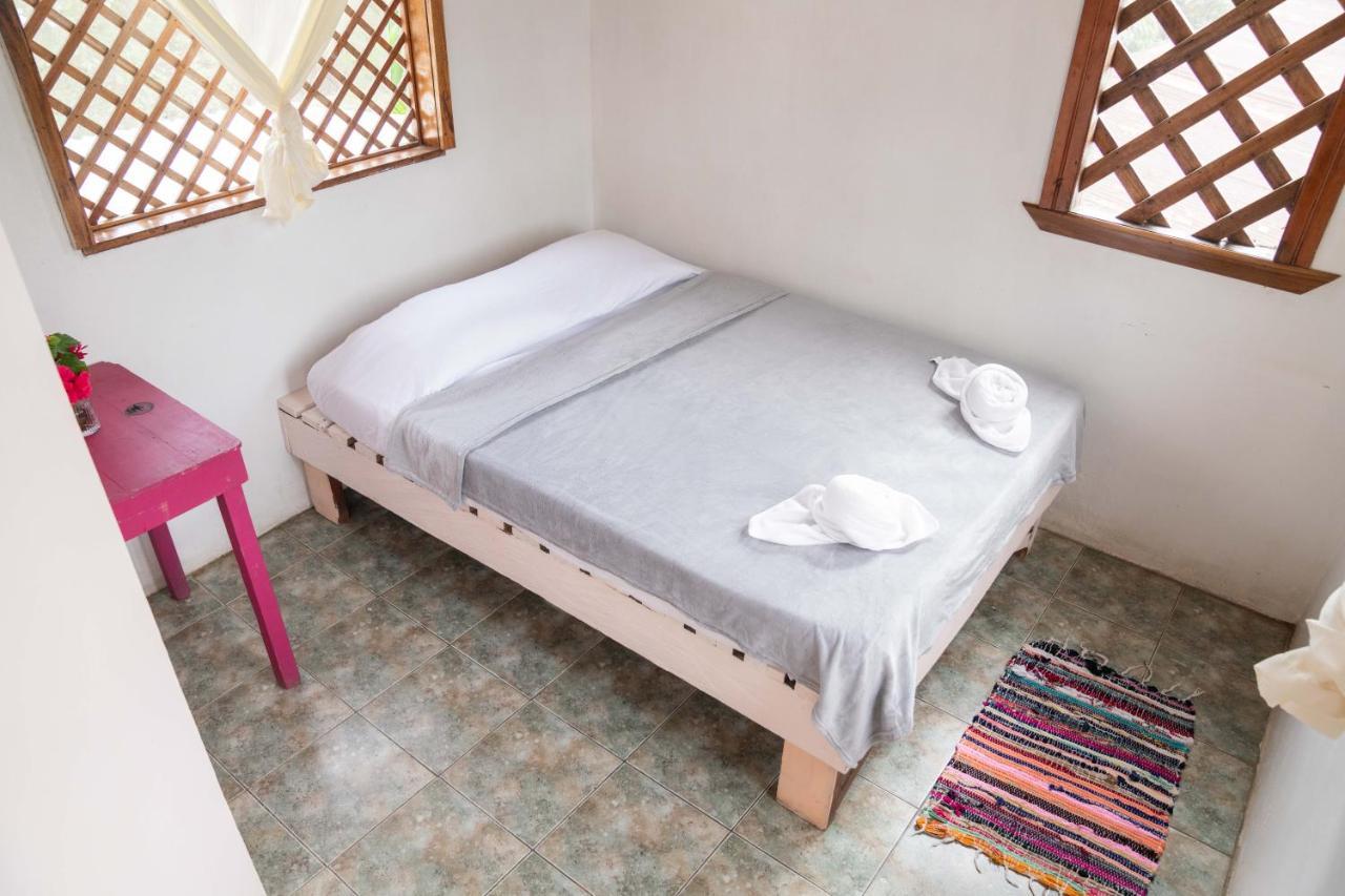 Puerto Viejo de Talamanca Hotel Puerto Viejo - Estd 1939 المظهر الخارجي الصورة