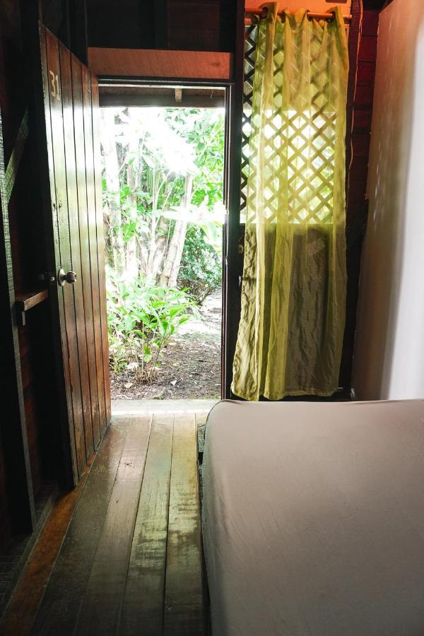 Puerto Viejo de Talamanca Hotel Puerto Viejo - Estd 1939 المظهر الخارجي الصورة